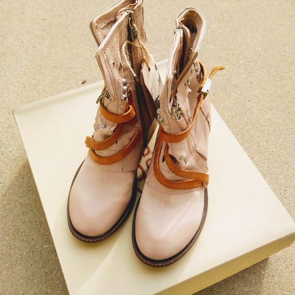 ♥️LAST FEW♥️🌿FREE PEOPLE/A.S.98 BOOTIES🌿 - Picture 6 of 8